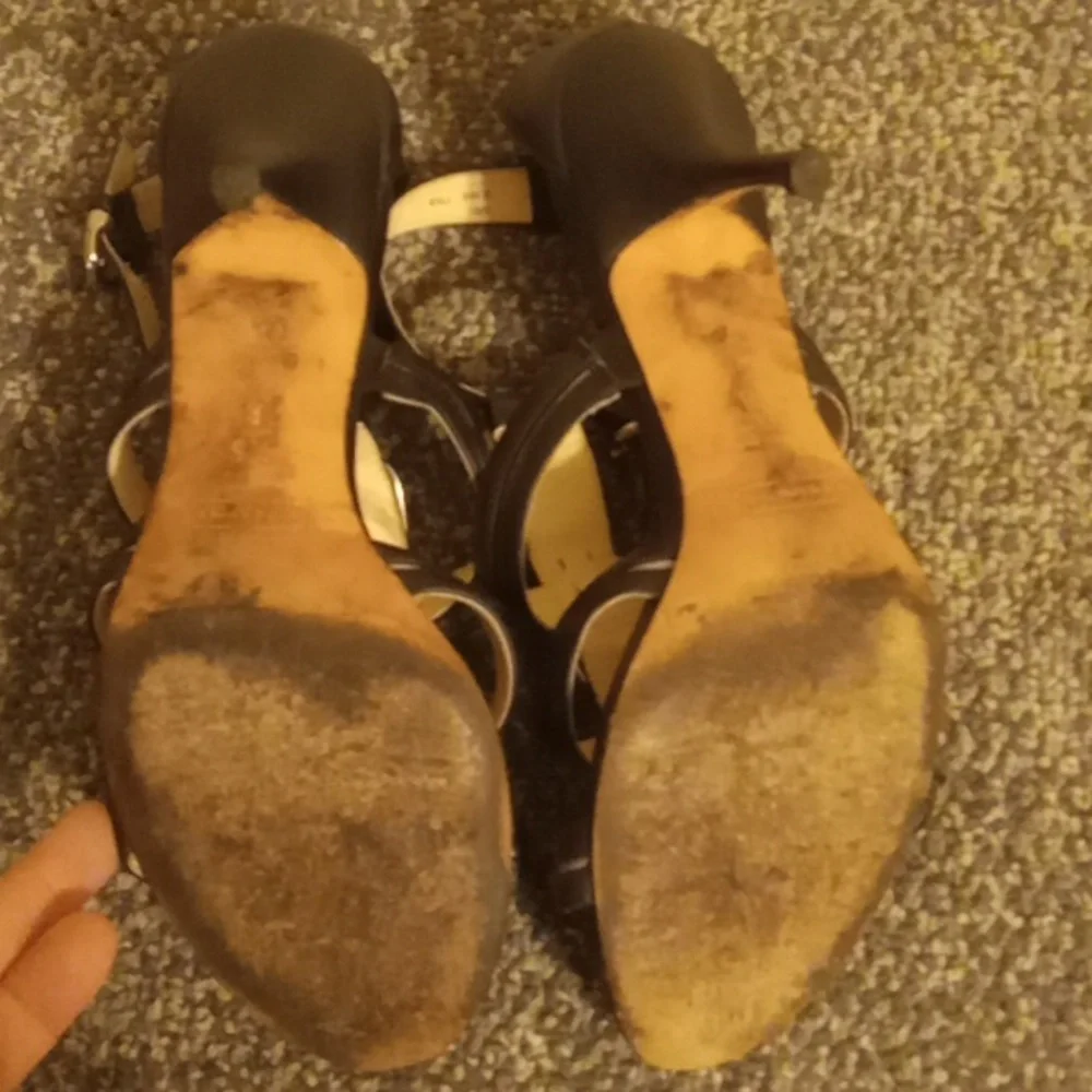 Coach  black sandals leather and silver tone size 7.5